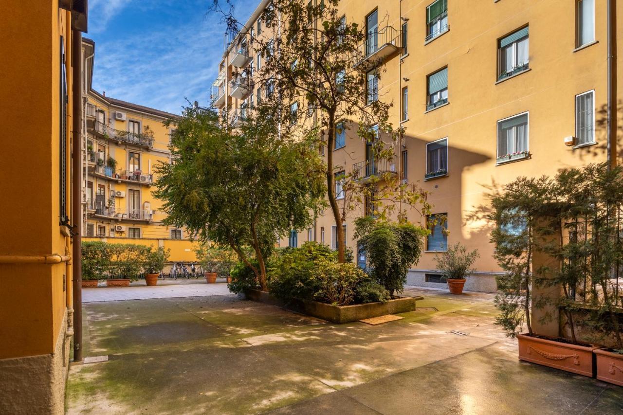 Elegant Citylife Apartment- Metro Access - Double Rooms Milan Exterior photo